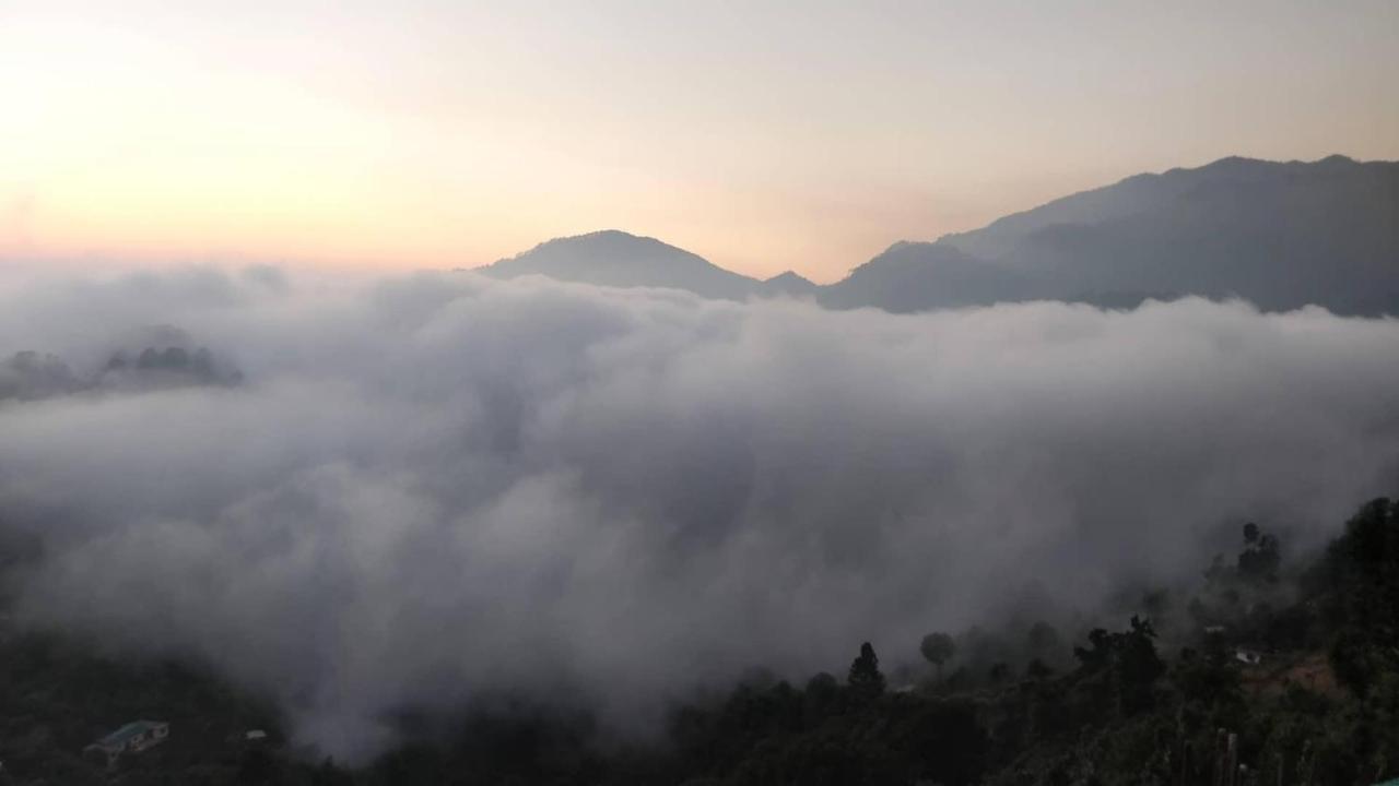 Green Roof Hotel Nainital Exterior foto