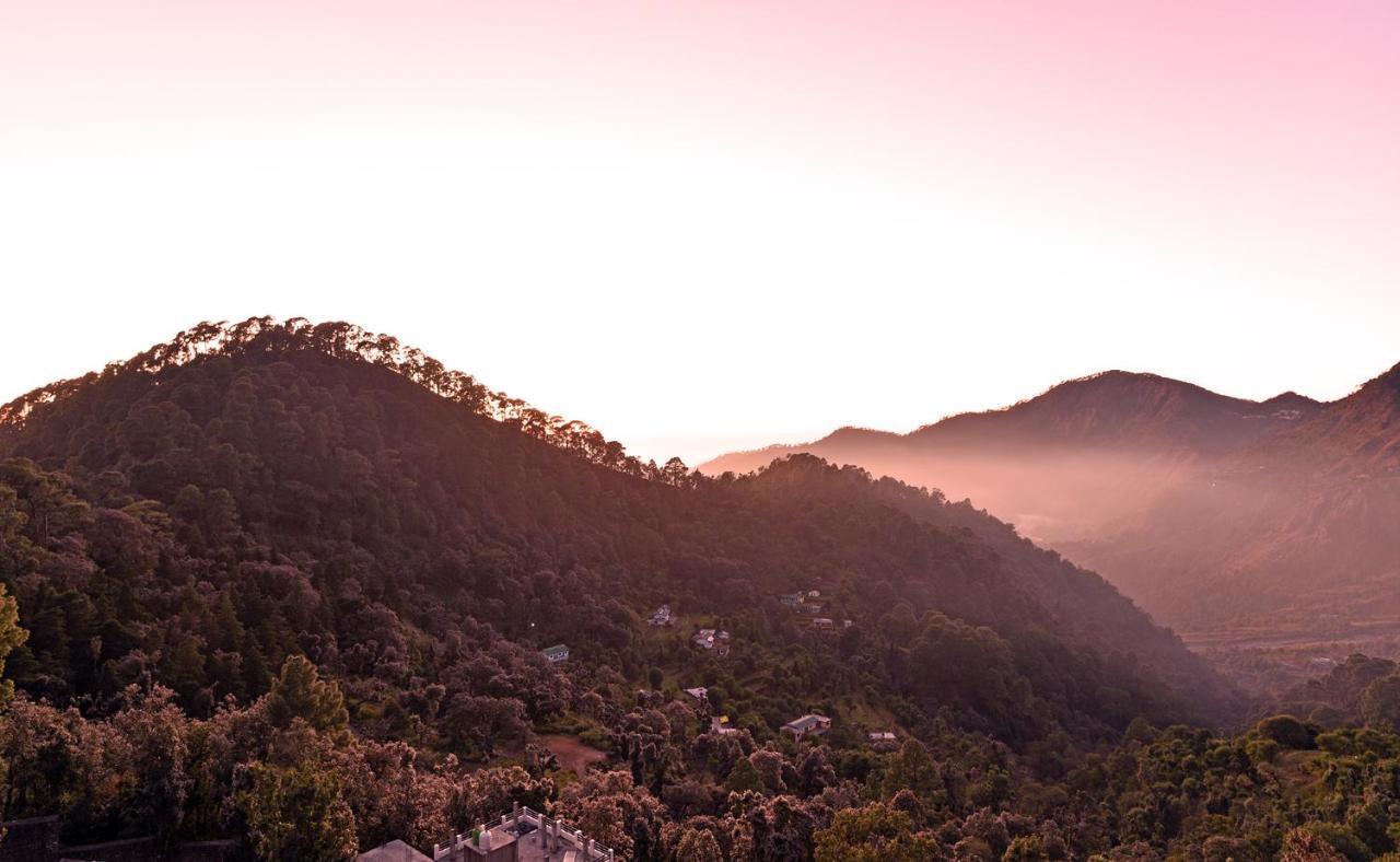 Green Roof Hotel Nainital Exterior foto